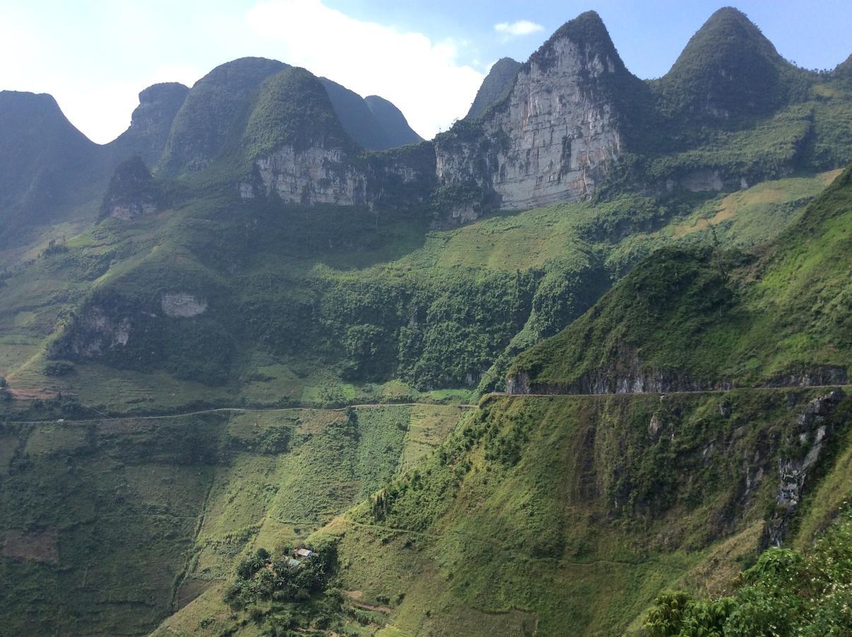 Huong Thao 2 Hotel Ha Giang Exterior photo